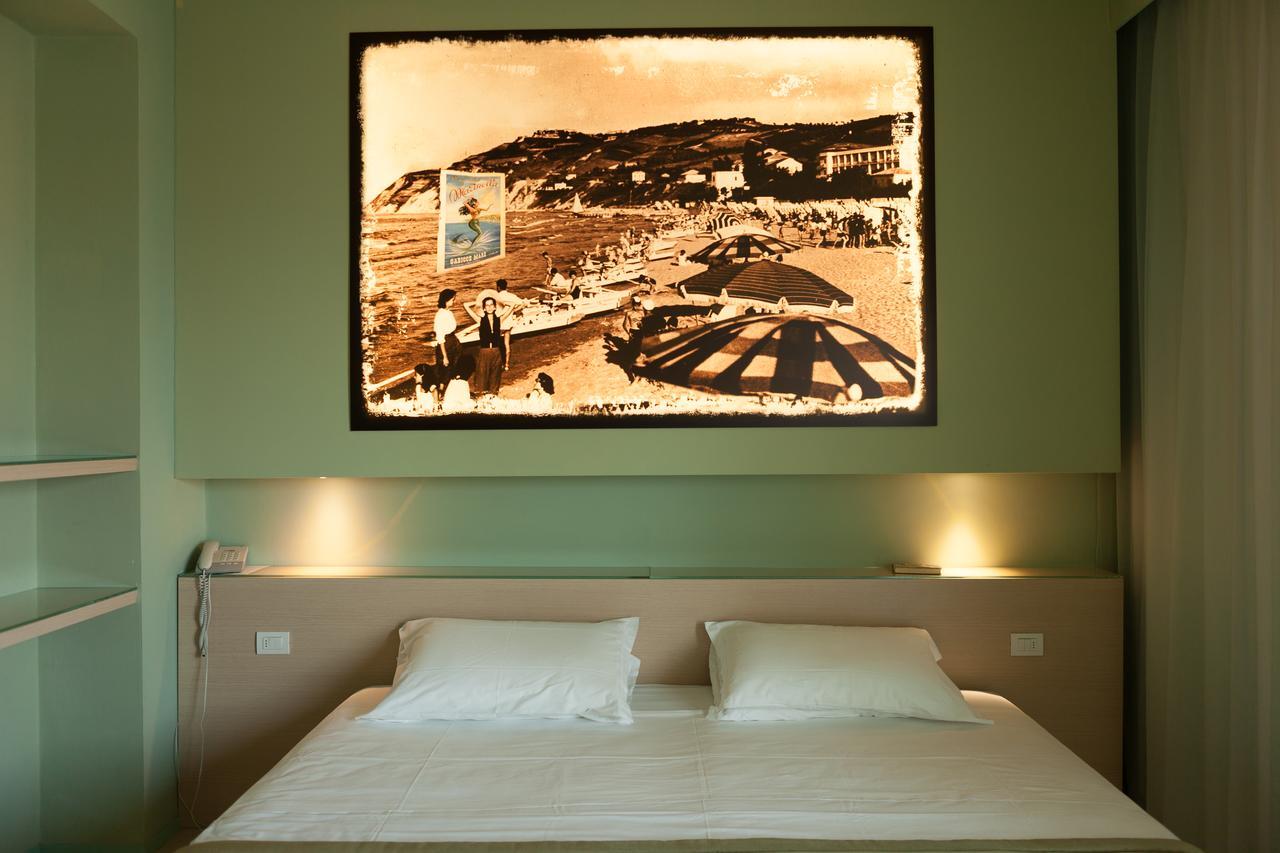 Hotel Resort Marinella กาบิชเชมาเร ภายนอก รูปภาพ
