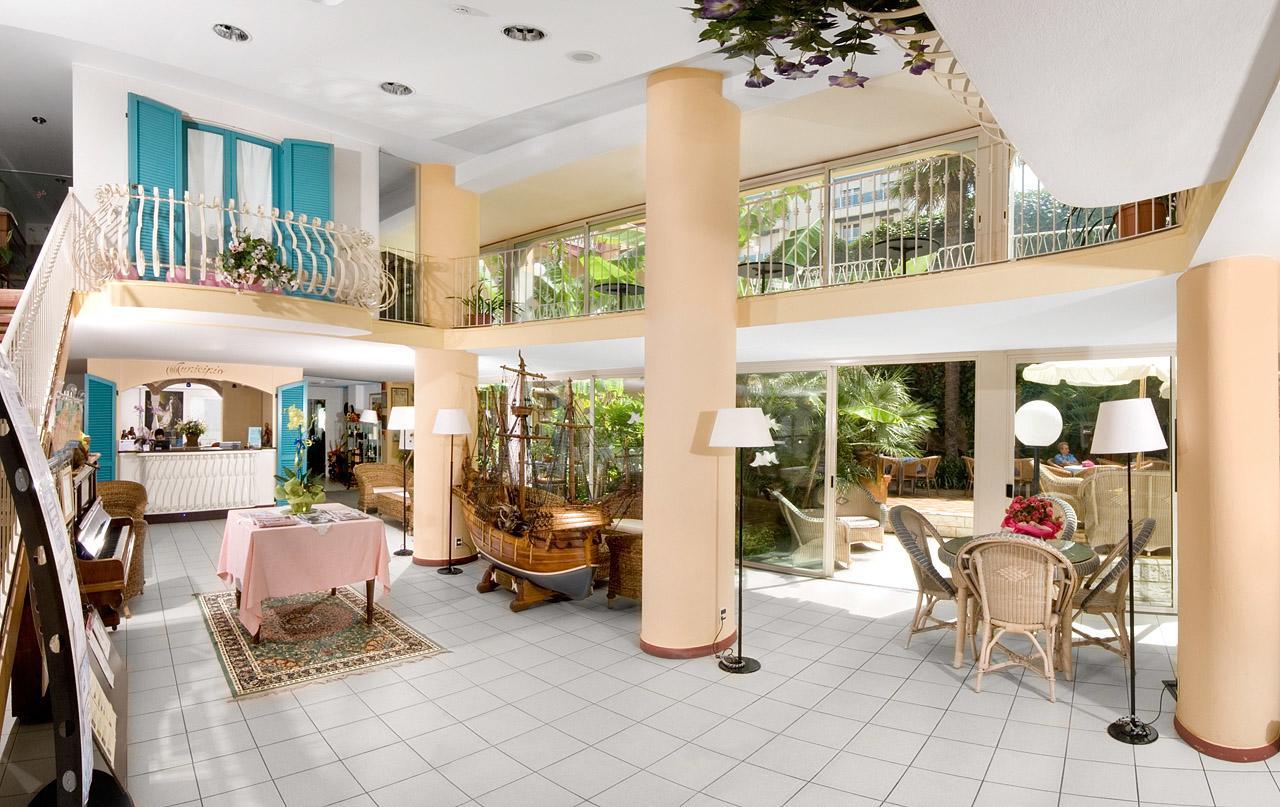 Hotel Resort Marinella กาบิชเชมาเร ภายนอก รูปภาพ