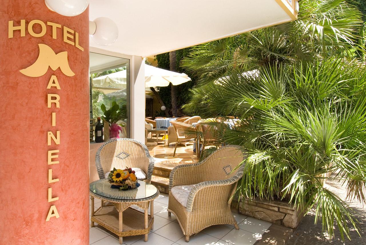 Hotel Resort Marinella กาบิชเชมาเร ภายนอก รูปภาพ