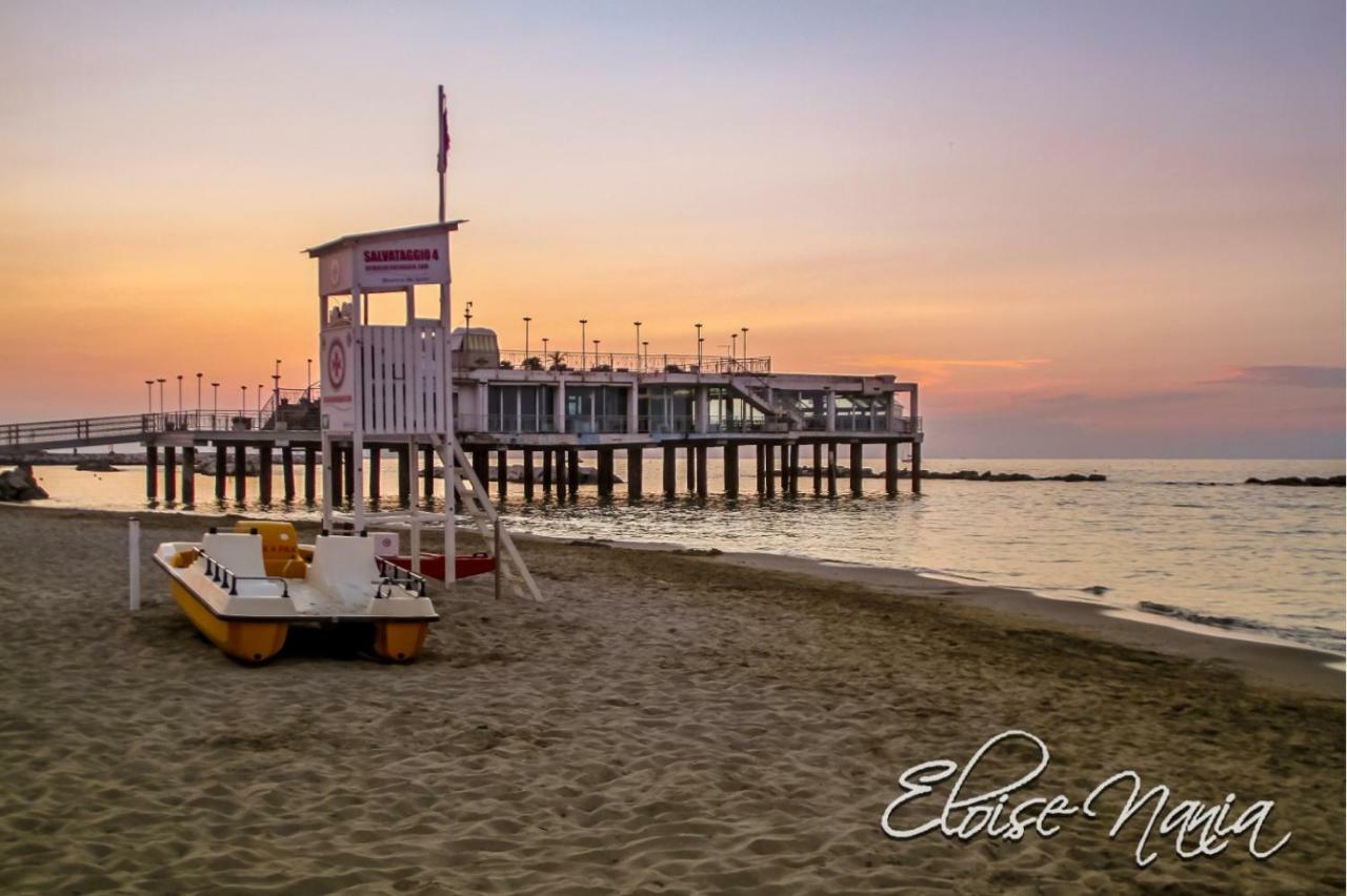 Hotel Resort Marinella กาบิชเชมาเร ภายนอก รูปภาพ
