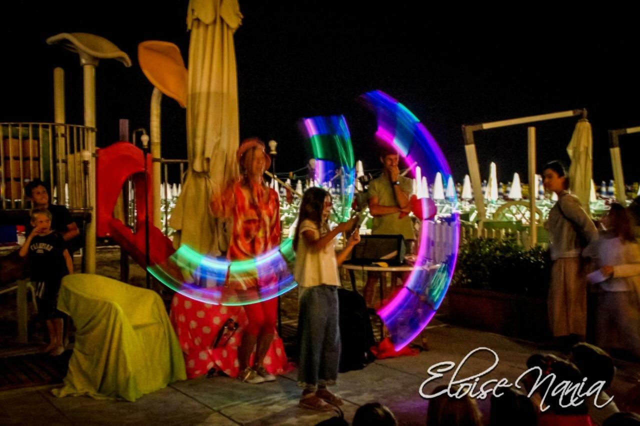 Hotel Resort Marinella กาบิชเชมาเร ภายนอก รูปภาพ