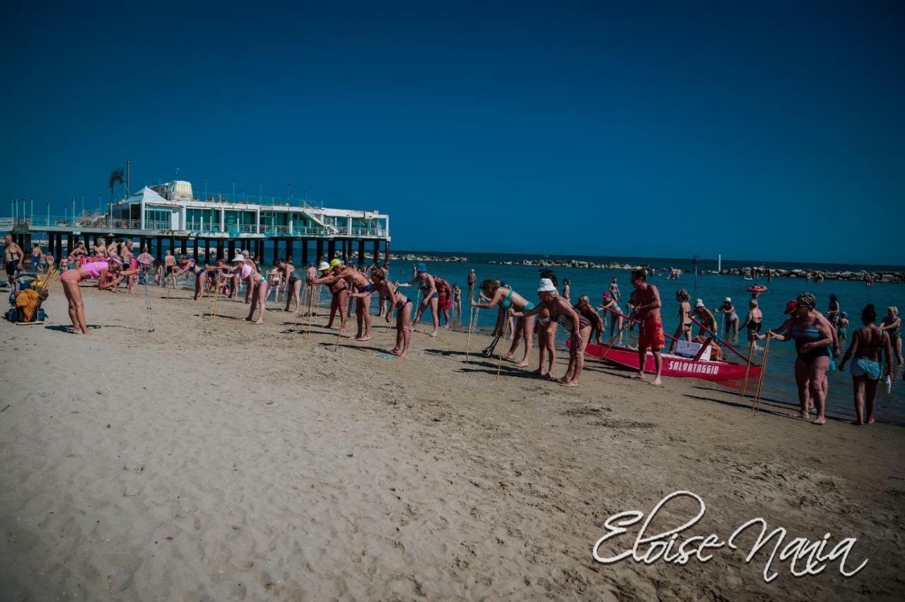 Hotel Resort Marinella กาบิชเชมาเร ภายนอก รูปภาพ